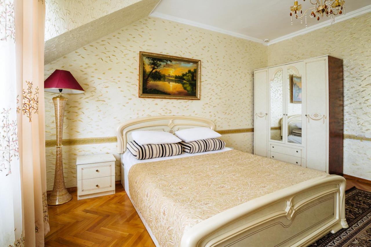 Hotel Ezio Codru Eksteriør billede